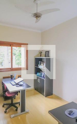 Casa à venda com 300m², 4 quartos e 3 vagas