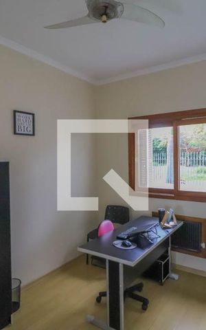 Casa à venda com 300m², 4 quartos e 3 vagas