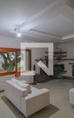 Casa à venda com 300m², 4 quartos e 3 vagas