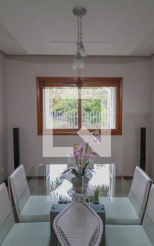 Casa à venda com 300m², 4 quartos e 3 vagas