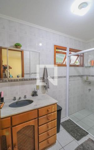 Casa à venda com 300m², 4 quartos e 3 vagas