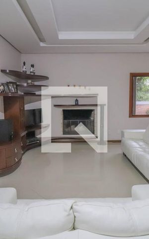 Casa à venda com 300m², 4 quartos e 3 vagas