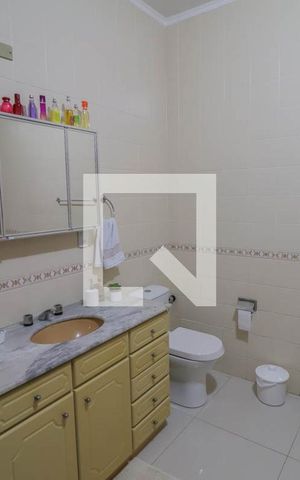 Casa à venda com 300m², 4 quartos e 3 vagas