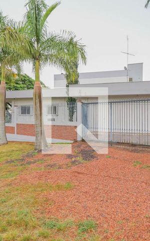 Casa à venda com 300m², 4 quartos e 3 vagas