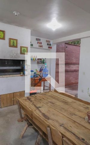 Casa à venda com 300m², 4 quartos e 3 vagas