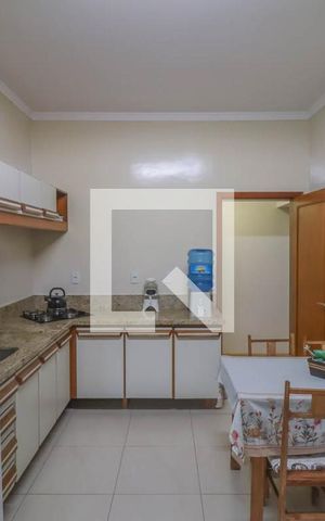 Casa à venda com 300m², 4 quartos e 3 vagas