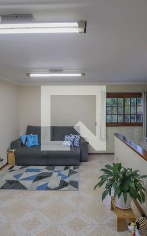 Casa à venda com 300m², 4 quartos e 3 vagas