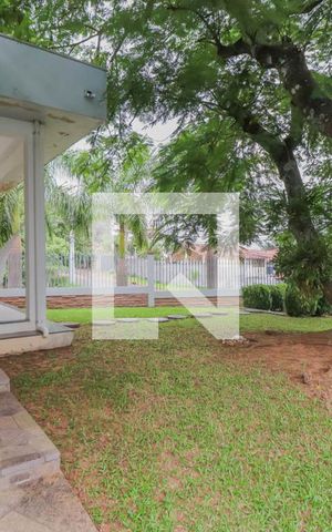 Casa à venda com 300m², 4 quartos e 3 vagas