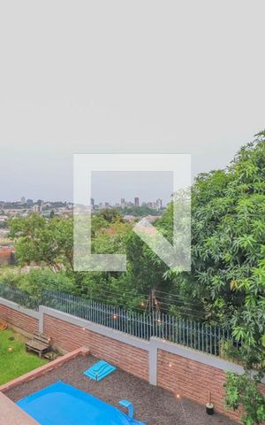 Casa à venda com 300m², 4 quartos e 3 vagas
