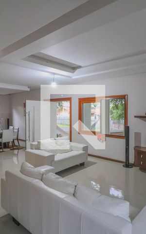 Casa à venda com 300m², 4 quartos e 3 vagas
