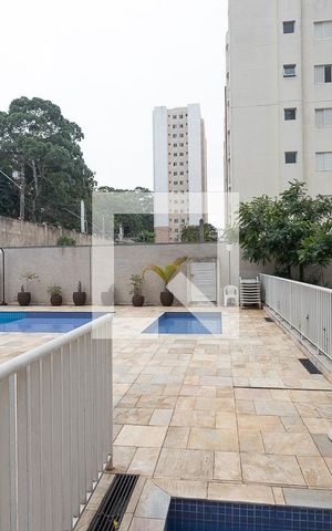 Apartamento à venda com 40m², 2 quartos e 1 vaga Apartamento à venda com 40m², 2 quartos e 1 vagaÁrea comum - Piscina