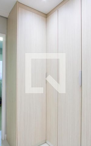 Apartamento à venda com 90m², 2 quartos e 1 vagaCloset