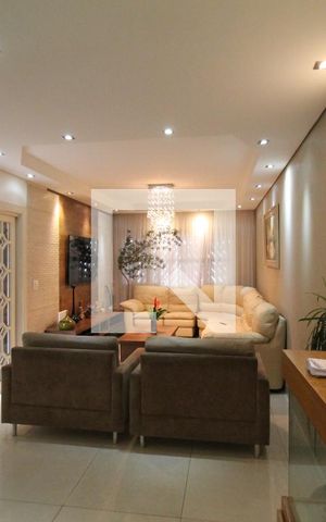 Casa à venda com 200m², 4 quartos e 2 vagasSala  