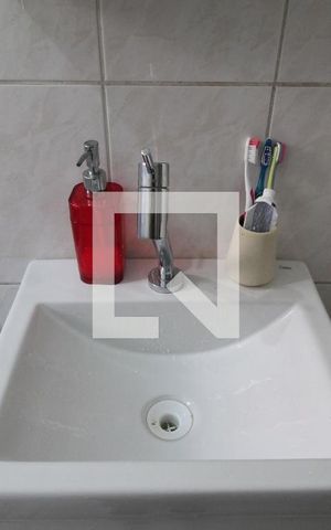 Casa à venda com 200m², 4 quartos e 2 vagasBanheiro da Suíte