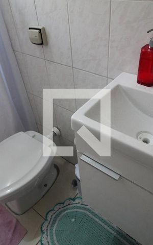 Casa à venda com 200m², 4 quartos e 2 vagasBanheiro da Suíte