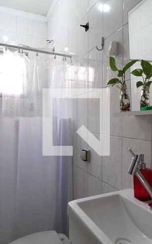 Casa à venda com 200m², 4 quartos e 2 vagasBanheiro da Suíte