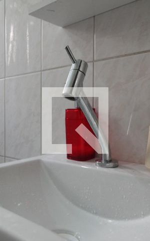 Casa à venda com 200m², 4 quartos e 2 vagasBanheiro da Suíte