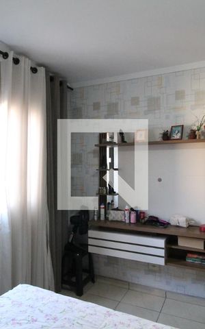 Casa à venda com 200m², 4 quartos e 2 vagasQuarto 3 - Suíte