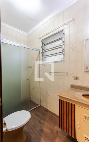 Casa à venda com 100m², 1 quarto e sem vaga Casa à venda com 100m², 1 quarto e sem vagaBanheiro