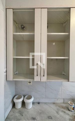 Apartamento para alugar com 152m², 4 quartos e 2 vagas Apartamento para alugar com 152m², 4 quartos e 2 vagasBanheiro 2