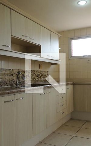 Apartamento à venda com 105m², 2 quartos e 1 vagaCozinha - Armários