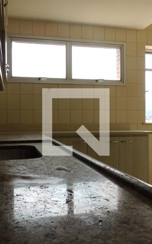 Apartamento à venda com 105m², 2 quartos e 1 vagaCozinha - Armários