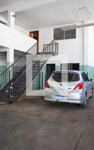 Casa à venda com 840m², 4 quartos e 8 vagasGaragem