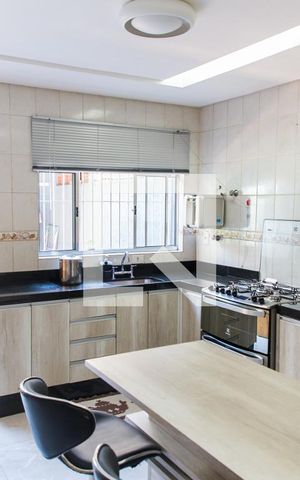Casa à venda com 92m², 2 quartos e 1 vaga Casa à venda com 92m², 2 quartos e 1 vagaCozinha