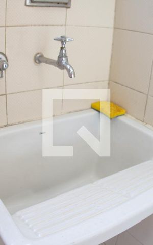 Apartamento à venda com 68m², 2 quartos e 1 vagaÁREA DE SERVIÇO