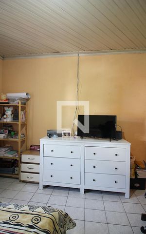Casa à venda com 183m², 3 quartos e sem vagaQuarto 1