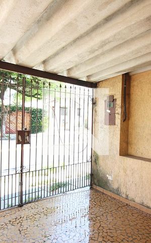 Casa à venda com 183m², 3 quartos e sem vagaGaragem