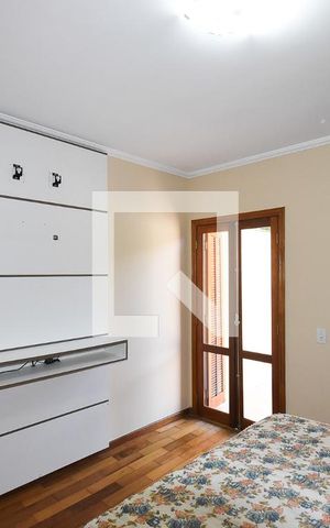 Casa à venda com 141m², 4 quartos e 4 vagas Casa à venda com 141m², 4 quartos e 4 vagasSuíte 1