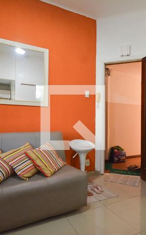 Apartamento à venda com 27m², 1 quarto e sem vagaSala