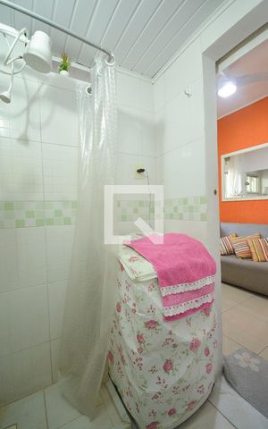 Apartamento à venda com 27m², 1 quarto e sem vagaBanheiro