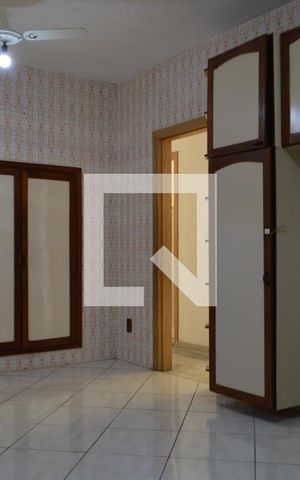 Casa de condomínio à venda com 308m², 5 quartos e 1 vagaCozinha