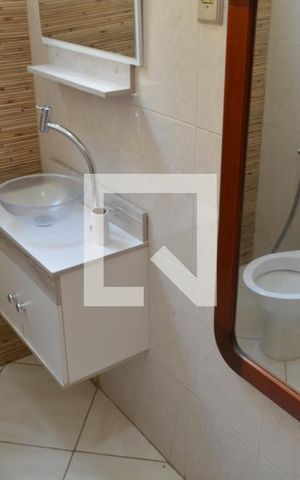 Casa de condomínio à venda com 308m², 5 quartos e 1 vagaLavabo