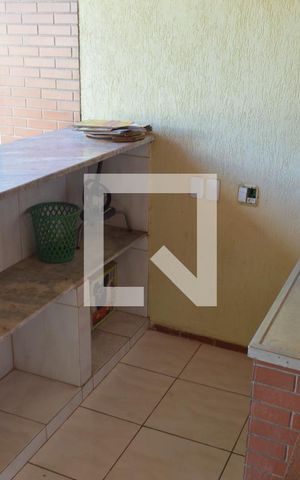 Casa de condomínio à venda com 308m², 5 quartos e 1 vagaChurrasqueira