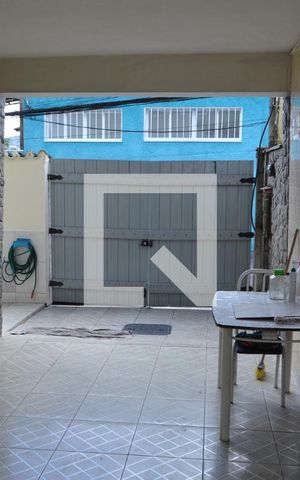 Casa de condomínio à venda com 308m², 5 quartos e 1 vagaGaragem