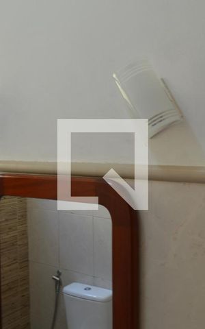 Casa de condomínio à venda com 308m², 5 quartos e 1 vagaLavabo
