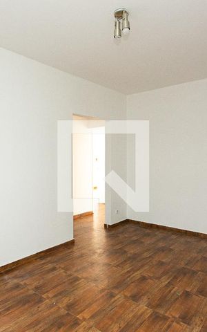 Apartamento à venda com 68m², 2 quartos e sem vagaSala