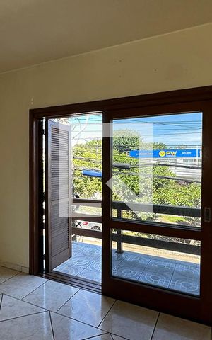 Casa à venda com 190m², 3 quartos e 1 vagaPorta Janela da Sala