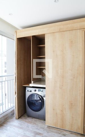 Apartamento à venda com 47m², 1 quarto e sem vaga Apartamento à venda com 47m², 1 quarto e sem vagaVaranda