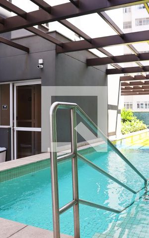Apartamento à venda com 47m², 1 quarto e sem vaga Apartamento à venda com 47m², 1 quarto e sem vagaÁrea comum - Piscina