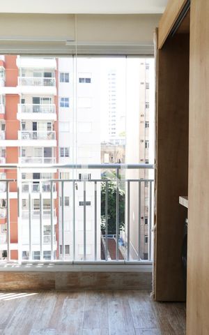 Apartamento à venda com 47m², 1 quarto e sem vaga Apartamento à venda com 47m², 1 quarto e sem vagaVaranda