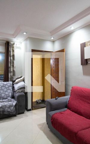 Casa à venda com 75m², 2 quartos e 1 vaga Casa à venda com 75m², 2 quartos e 1 vagaSala