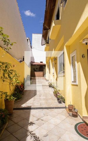 Casa de condomínio à venda com 58m², 2 quartos e 1 vaga Casa de condomínio à venda com 58m², 2 quartos e 1 vagaÁrea comum