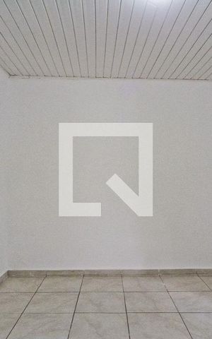 Casa para alugar com 50m², 1 quarto e sem vaga Casa para alugar com 50m², 1 quarto e sem vagaSala