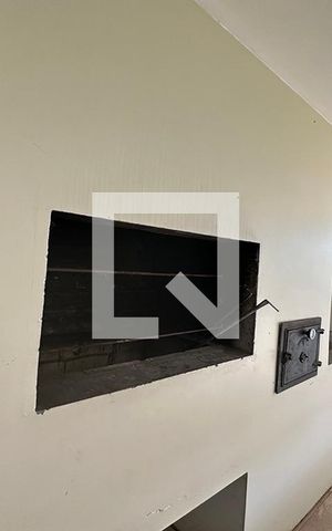 Casa à venda com 300m², 4 quartos e 4 vagasChurrasqueira