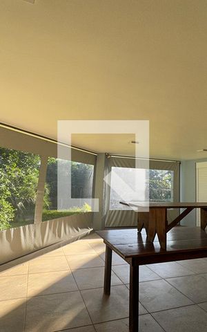 Casa à venda com 300m², 4 quartos e 4 vagasSalão de Festa