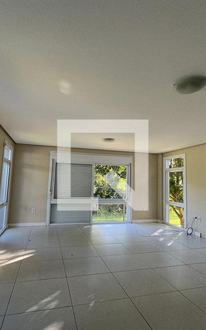 Casa à venda com 300m², 4 quartos e 4 vagasSala 1